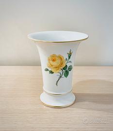 Trumpet vase “Gelbe Rose” (Meissen)