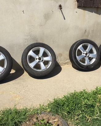 Cerchi in lega originali  Golf R16 gomme invernali