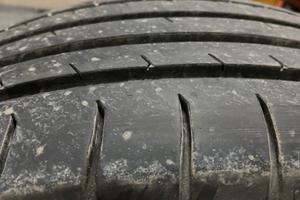 Pneumatici 235.50 R20