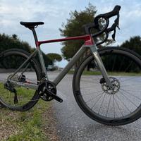 Bici da corsa  focus Izalco 8.9