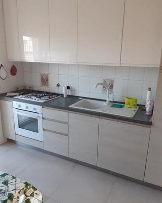 Cucina Moderna 3.90m - Pensili Alti 1m - Completa 