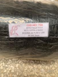 Rete di pallavolo fatta a mano