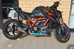 Ktm 1390 super duke superduke solo 2000 km