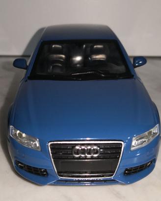 AUDI A4 SALOON (2008), 1/24 NEW RAY