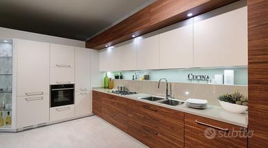 Cucina di qualità artigianale da esposizione 
