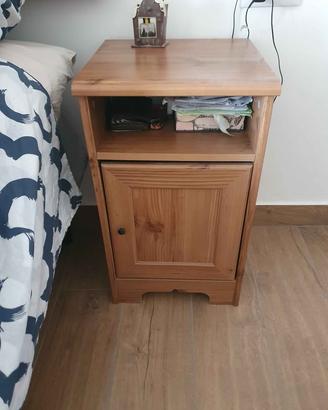 comodino IKEA serie ASPELUND