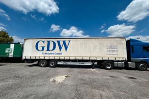 Semirimorchio Fliegel anno 2015