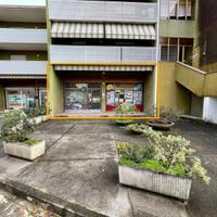 MURI NEGOZIO IN ZONA CENTRALE E SERVITA