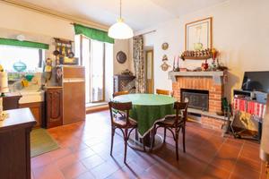 4 LOCALI A TORRE PELLICE