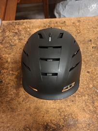 casco da sci atomic nomad