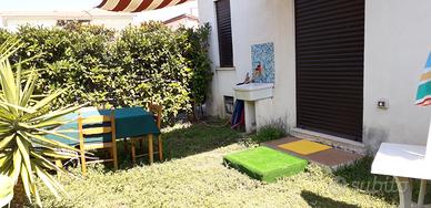 Rustico con giardino