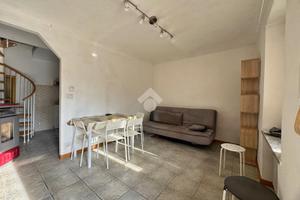 CASA INDIPENDENTE A VAL DELLA TORRE