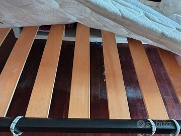 letto singolo con doghe