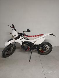 Beta motard 50
