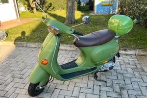 Vespa ET4 125