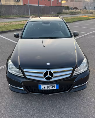 Mercedes Benz C180 automatico