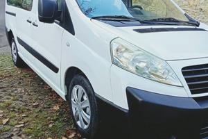 fiat scudo 5 posti