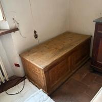Cassapanca in legno