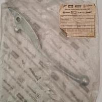 AP8218273 LEVA FRENO DESTRA ORIGINALE IN ALLUMINIO