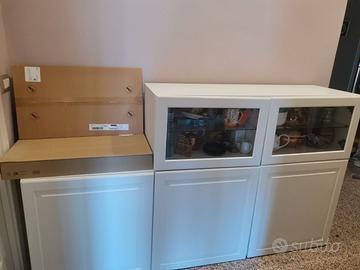 ? CREDENZA IKEA CON VETRINE- COME NUOVA