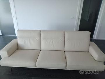 Divano Samoa in vera pelle colore mandorla