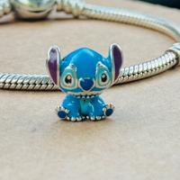 Charm Stitch in argento per bracciale Pandora