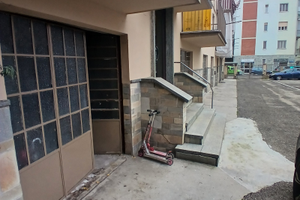 Garage ad Asti in Via Raffaello Sanzio 15