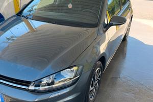 Golf 7,5 restyling 1.6 TDI  JOIN