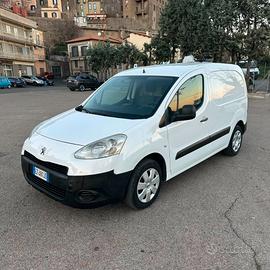 Peugeot Partner 1.6 8V HDi 90CV FAP L1 2 posti Fur