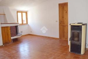 3 LOCALI A TAGLIACOZZO