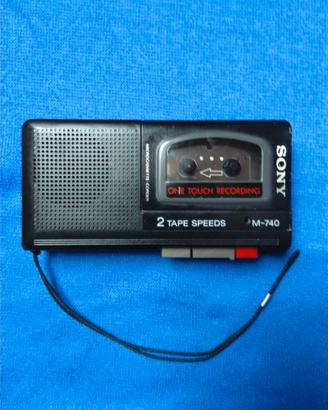 SONY MICROCASSETTE VOICE RECORDER (M-740)