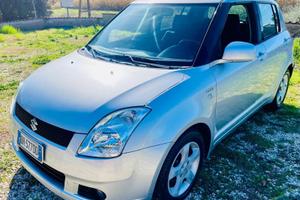 Suzuki Swift 1.3 DDiS 5p. GL