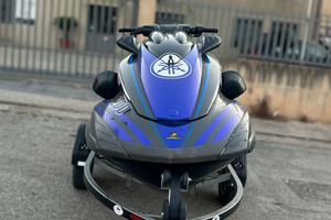 Yamaha 1800 fzr 2012