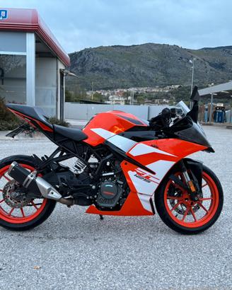 Ktm rc 125 2018