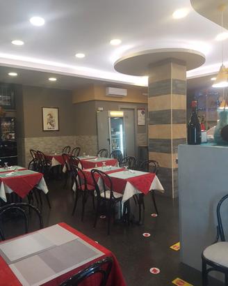 Bar ristorante arredatissimo