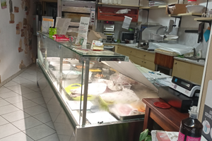 Attività gastronomia e macelleria con tutte le att