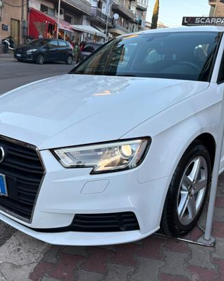 Audi A3 SPB 1.6 TDI 116 CV Business