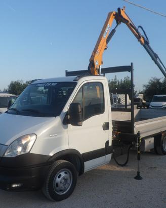 Iveco Daily 35c13 cassone fisso con gru