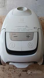 Aspirapolvere elettrico " Electrolux Ultrasilencer
