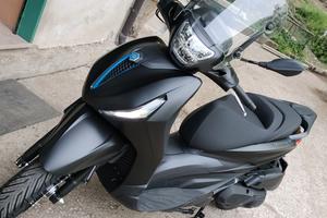Beverly 400 sport