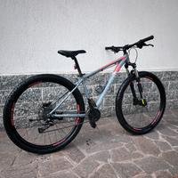 Polygon premier 4 mountain bike