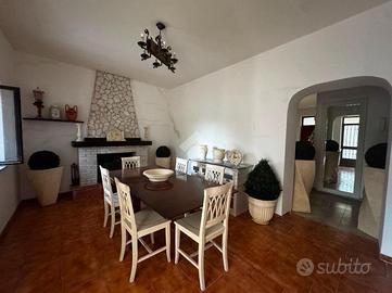 CASA INDIPENDENTE A CASTROCIELO