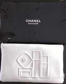 Chanel pochette portacosmetici