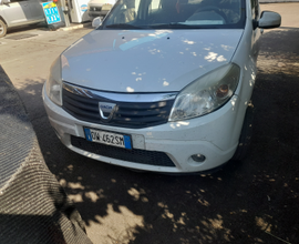 Vendita Dacia Sandero Gpl