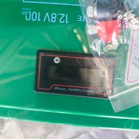 batteria Lifepo4 12V 100A Con LCD danneggiato 