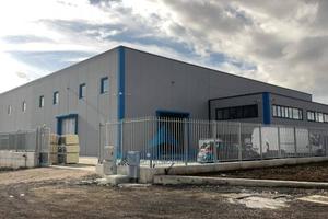 Immobile di 10600 m² a Caivano