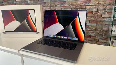 MacBook Pro 16" M1 Max 32GB/2TB ITALIANO