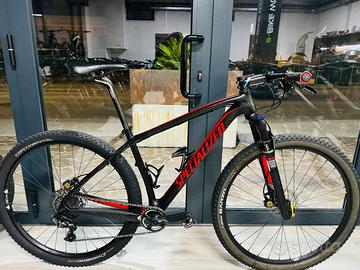 Specialized Stumpjumper 29 taglia L in carbonio