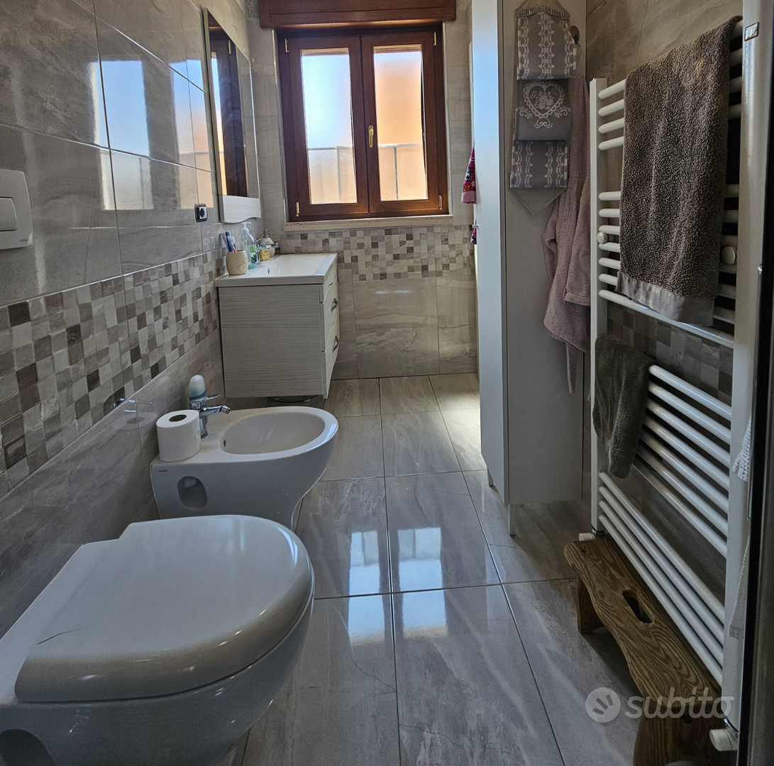 Casa ristrutturata con terrazzo - Vista 5