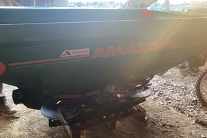 Spargi concime amazone